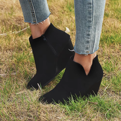 LM | | Elegant winter boots