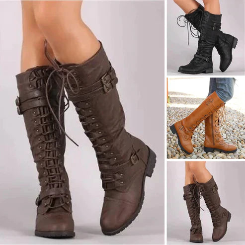LM | Flat retro boots with buckle and lacing
