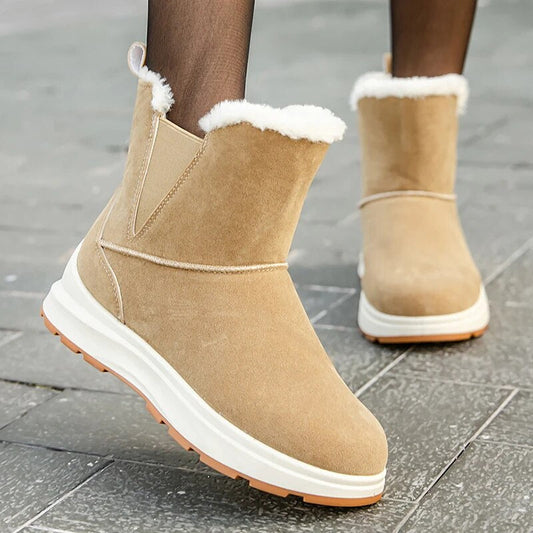 LM and supportive orthopaedic general boots