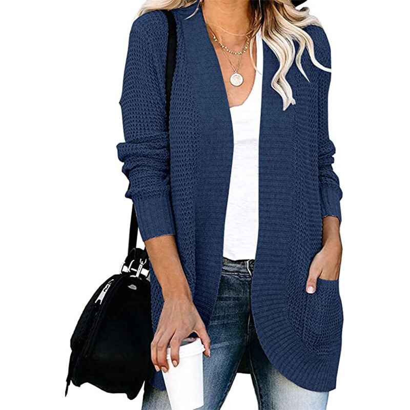 LM | Uncomplicated and chic winter sweater