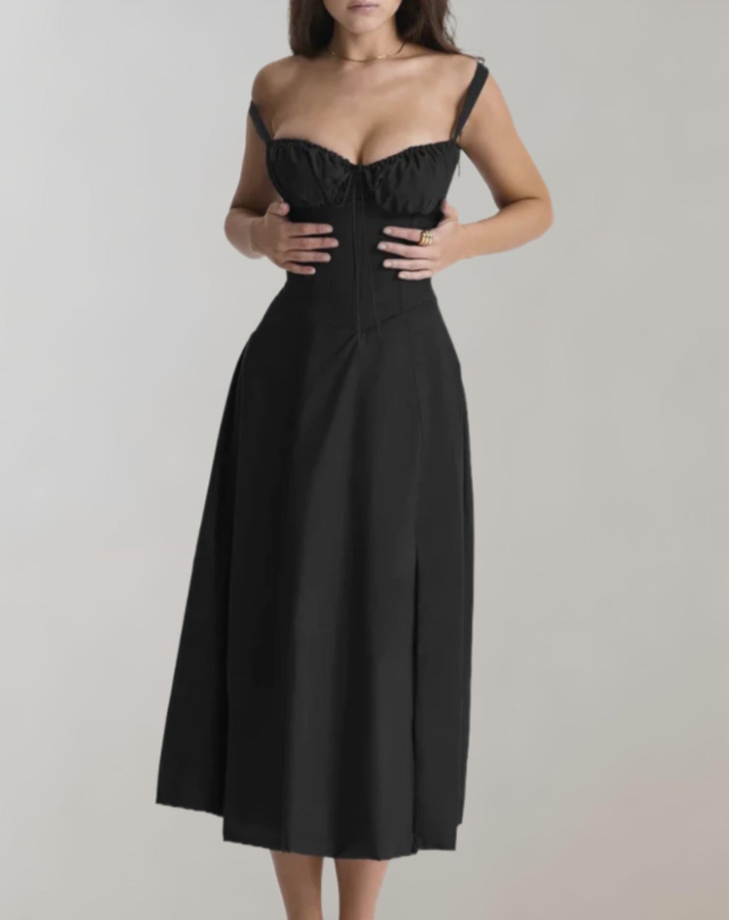 LM | Ladies summer dress with V-neck