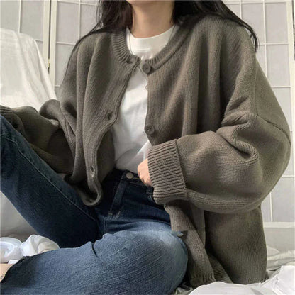 LM | Chic and versatile winter cardigan