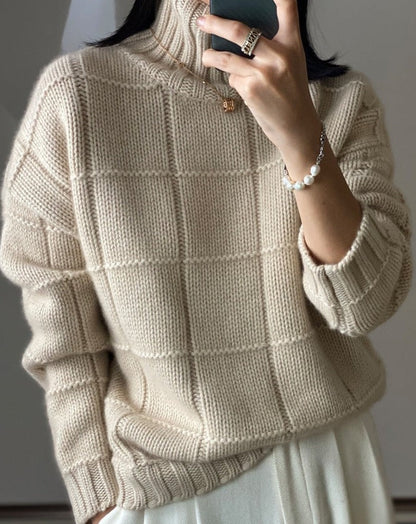 LM | Modern and fashionable winter sweater