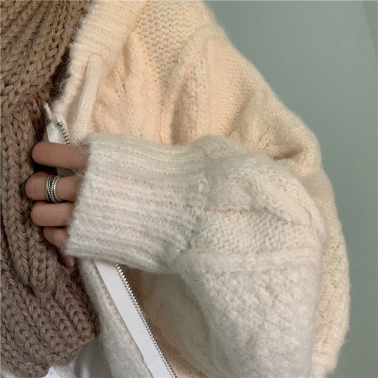 LM | Relaxed and timeless winter cardigan