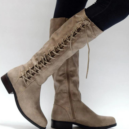 LM | Elegant lace-up boots