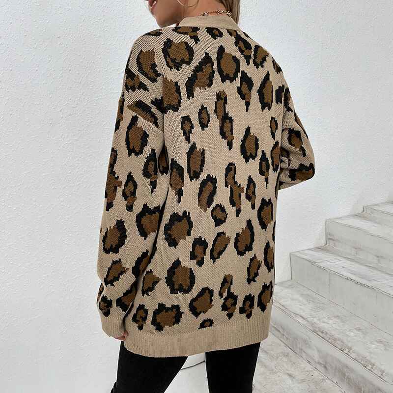 LM | Timeless and stylish winter sweater