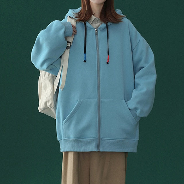 LM | Classic and stylish winter hoodie