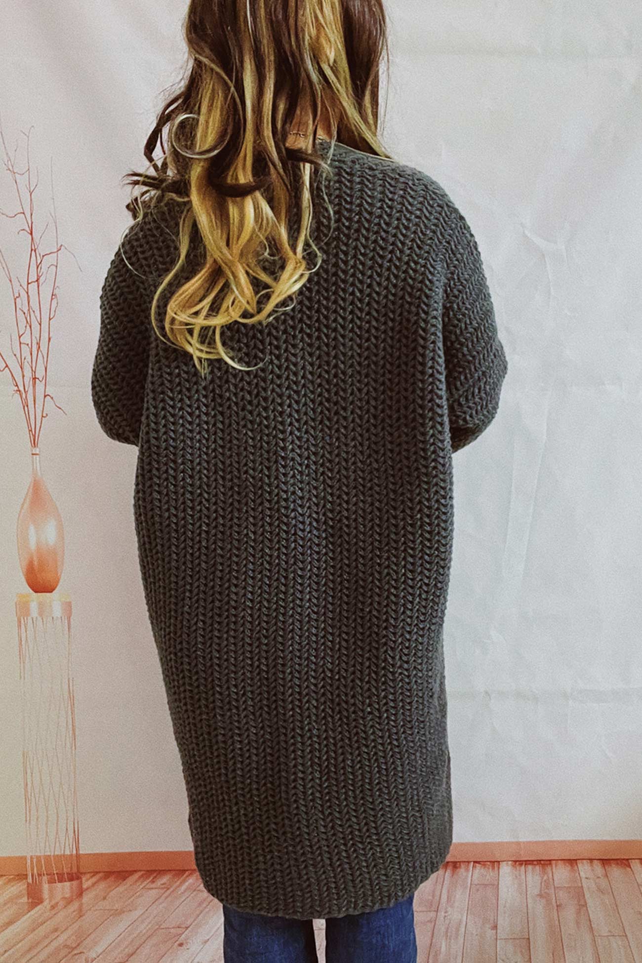 LM | Fashionable and effortless winter cardigan
