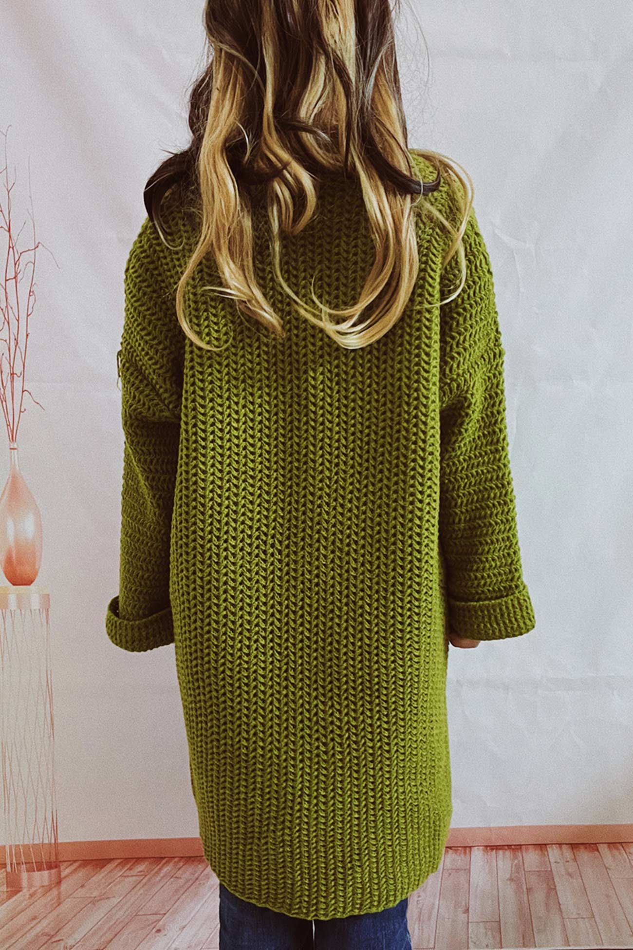 LM | Fashionable and effortless winter cardigan