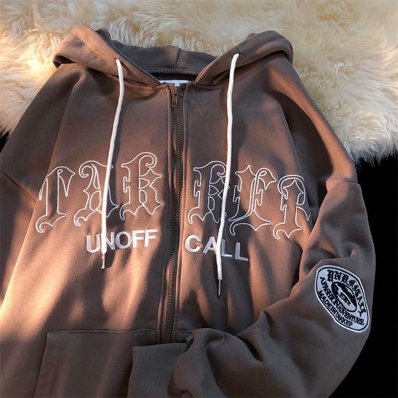 LM | Simple and stylish winter hoodie