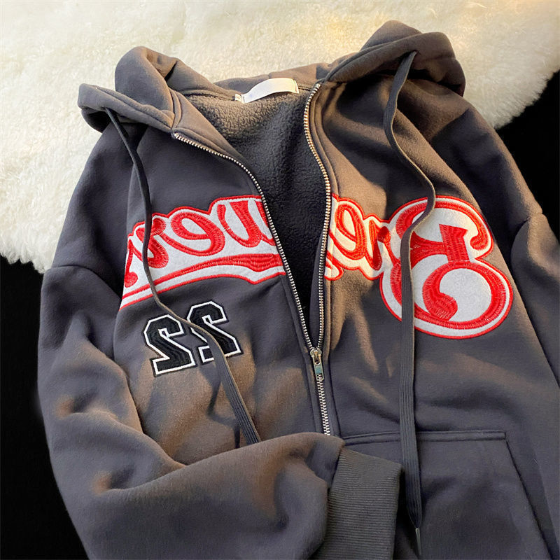 LM | Simple and stylish winter hoodie