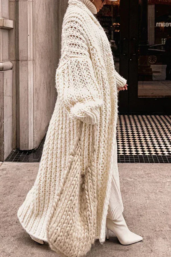 LM | Casual and effortless winter sweater
