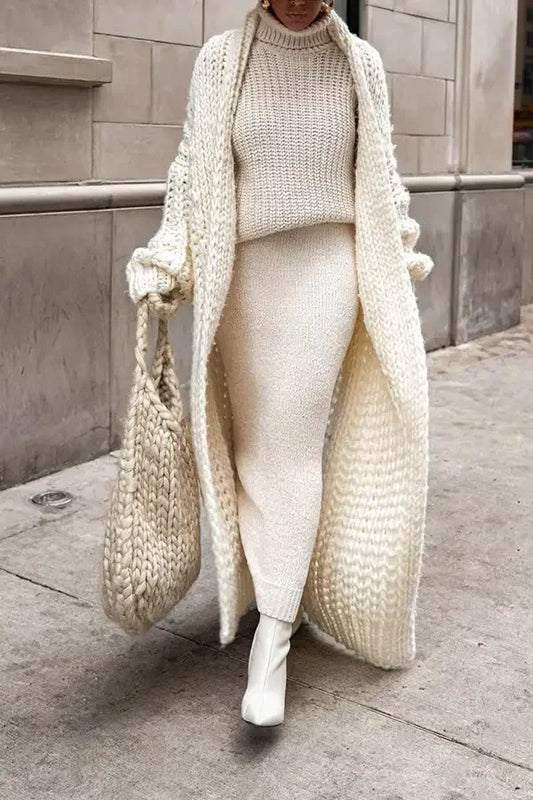 LM | Casual and effortless winter sweater
