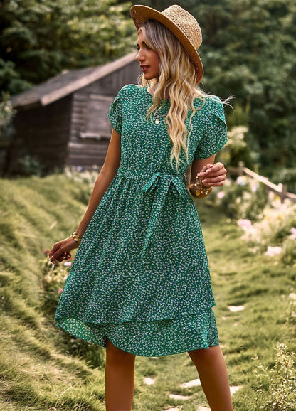 LM | Lightweight summer dress with floral print and belt for an elegant silhouette