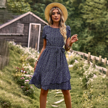LM | Lightweight summer dress with floral print and belt for an elegant silhouette