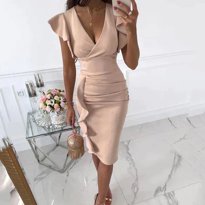 LM | Charming dress with ruffled sleeves