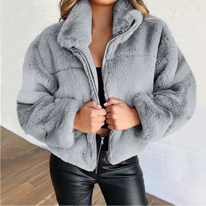 LM | Fashionable and minimalist winter jacket