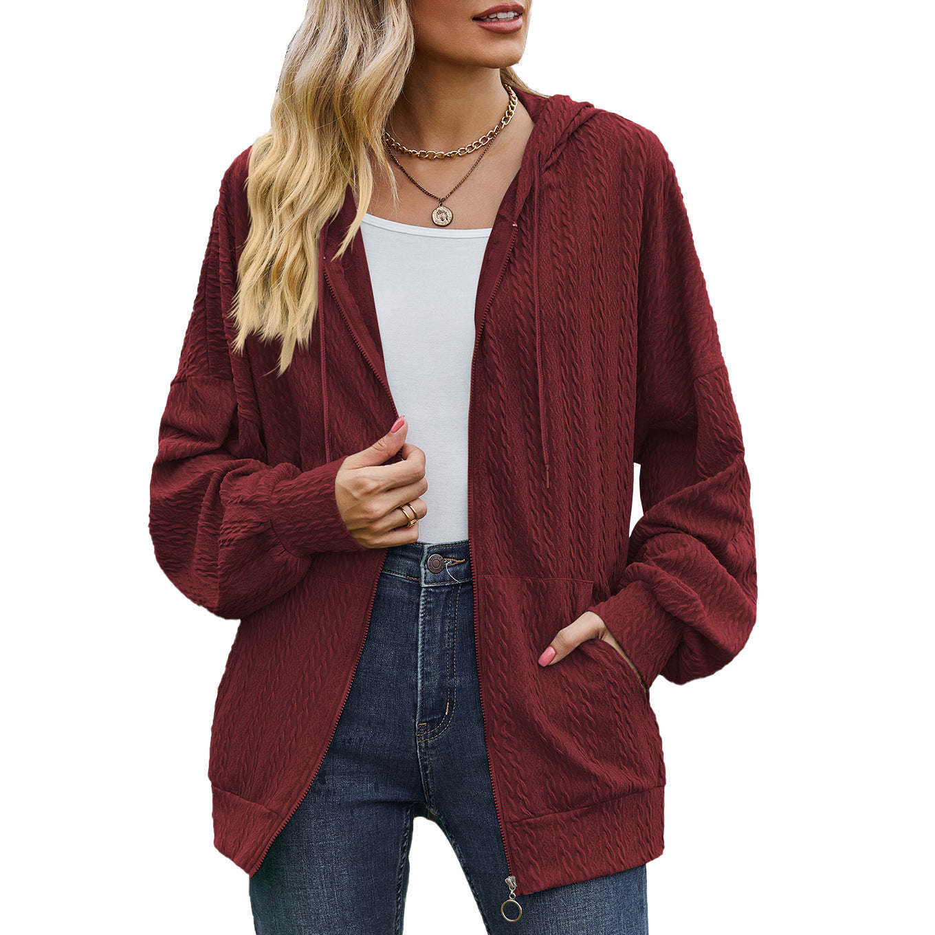 LM | Timeless and elegant winter sweater
