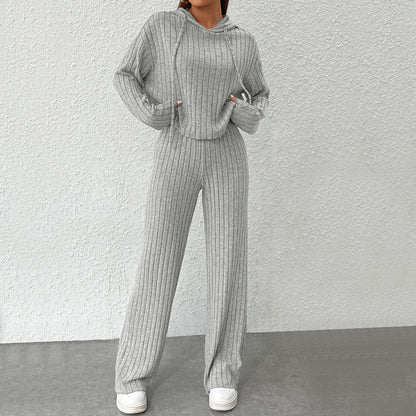Modern and Minimalist Suit
