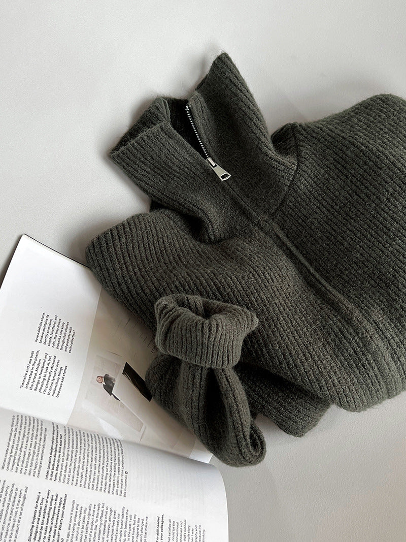 LM | Effortless and elegant winter sweaters