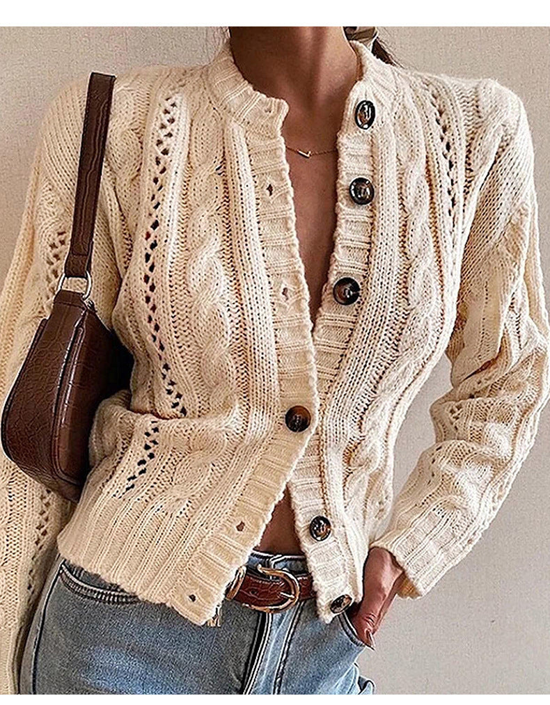 LM | Modern and fashionable winter sweater