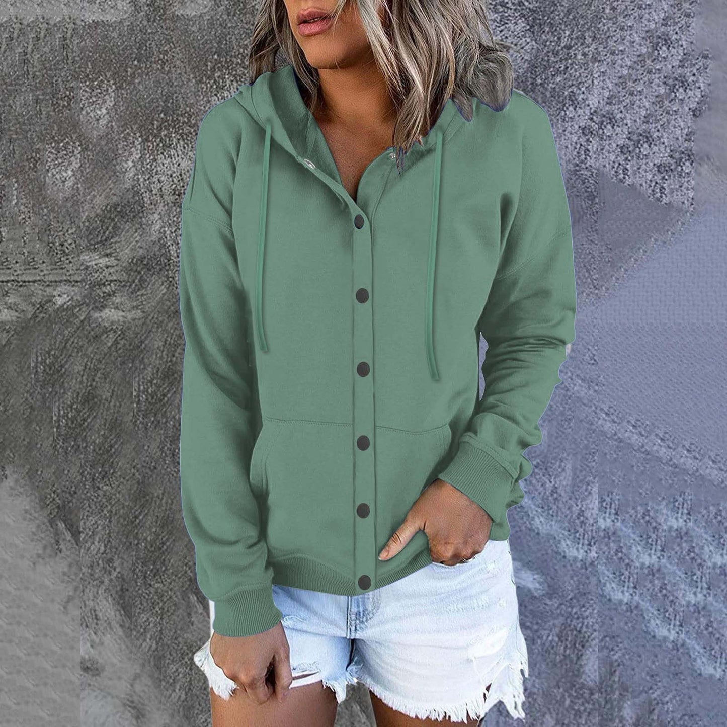 LM | Uncomplicated and chic winter jacket