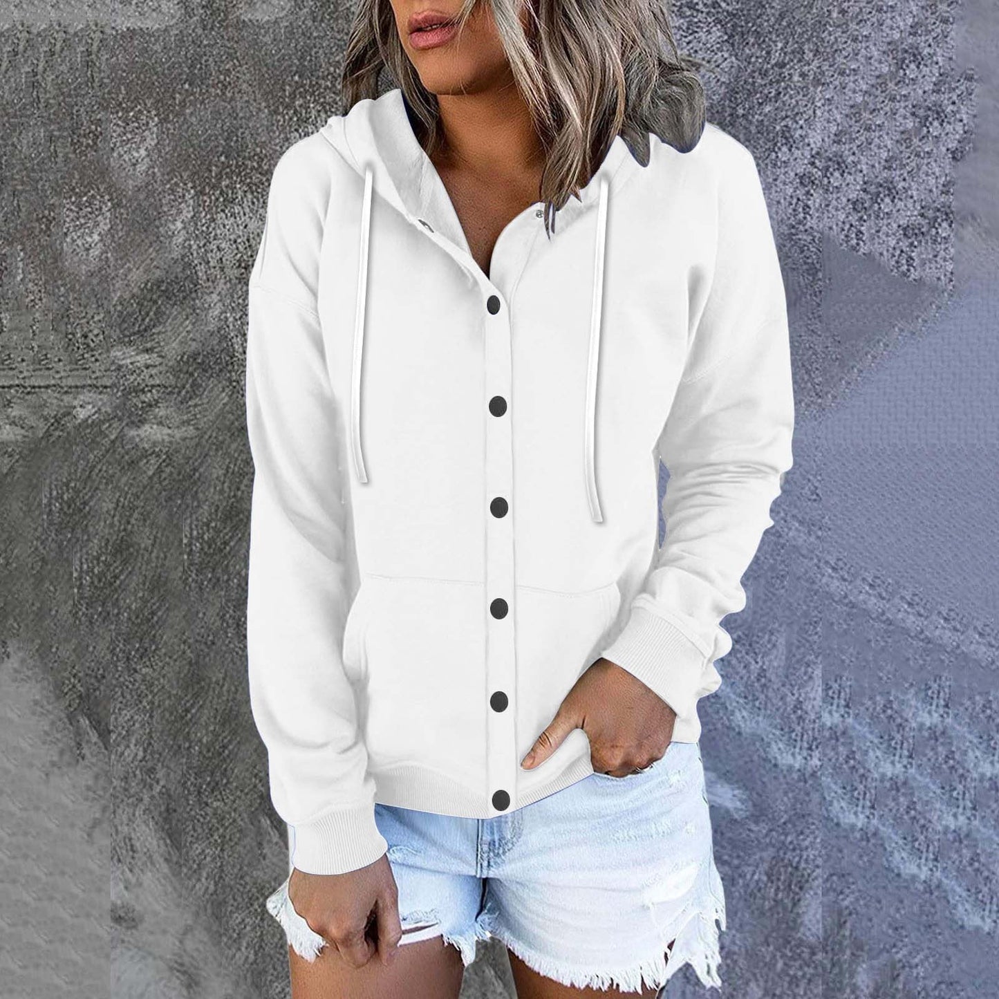 LM | Uncomplicated and chic winter jacket
