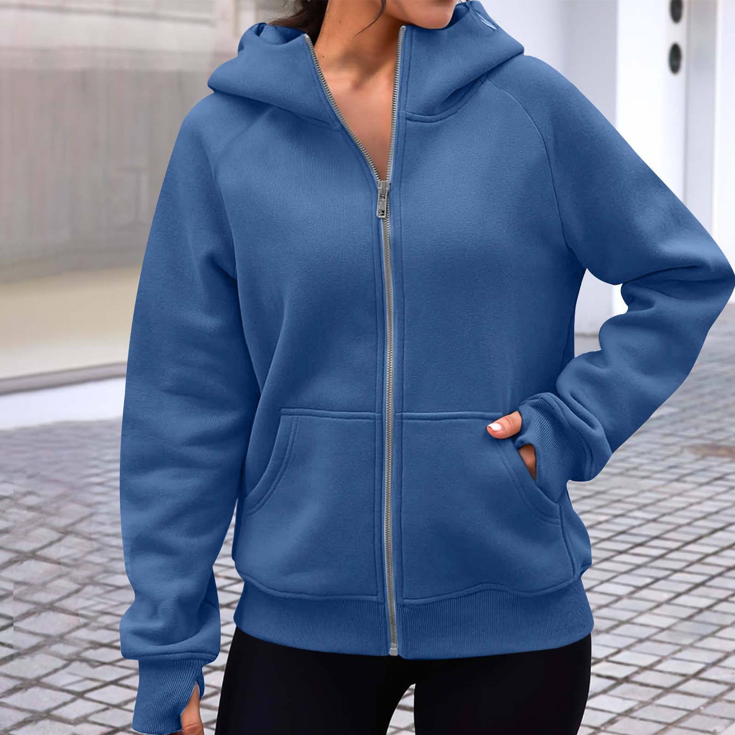 LM | Modern and comfortable winter sweater