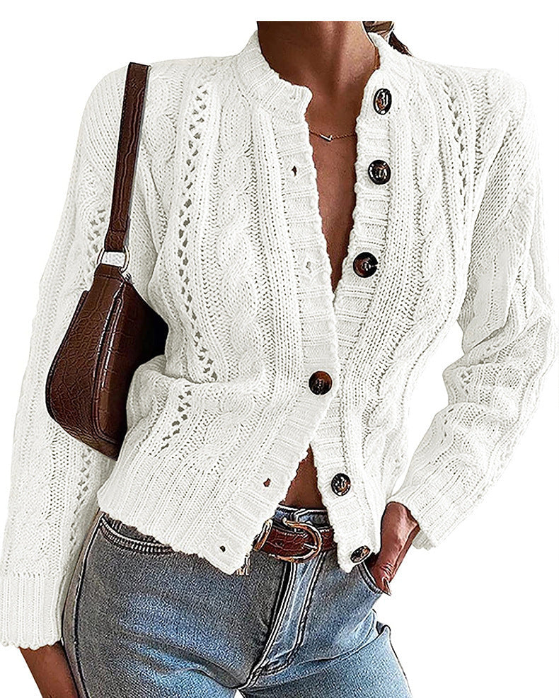 LM | Modern and fashionable winter sweater