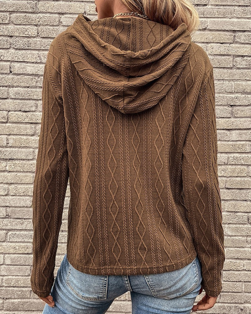 LM | Stylish and elegant sweater