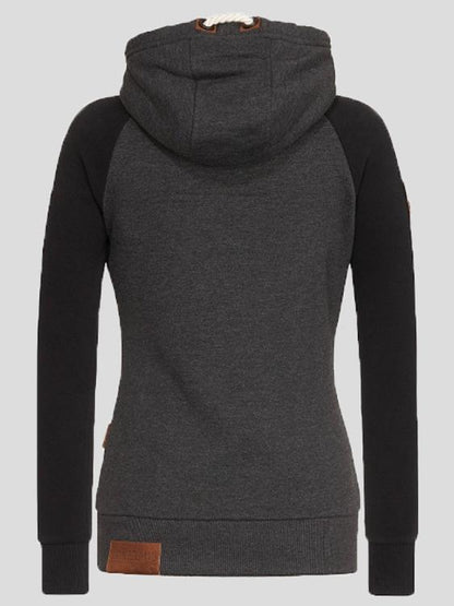 LM | Timelessly elegant winter hoodie