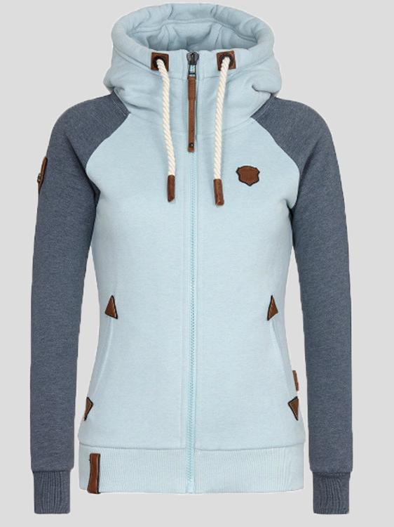 LM | Timelessly elegant winter hoodie