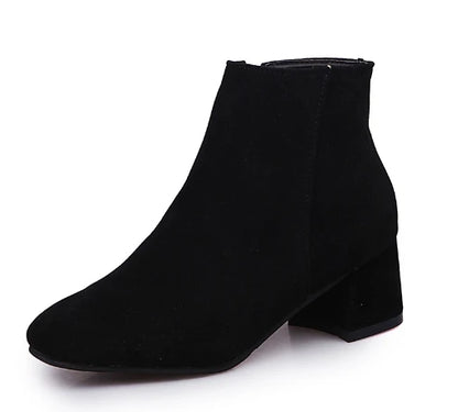 Versatile and Supportive Orthopedic Boots