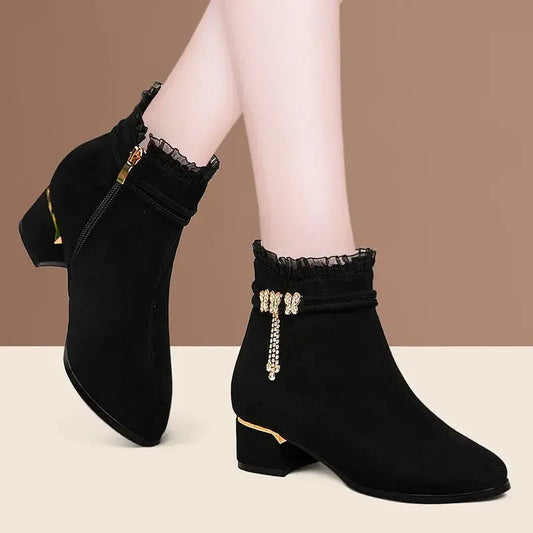 Versatile and Supportive Orthopedic Boots