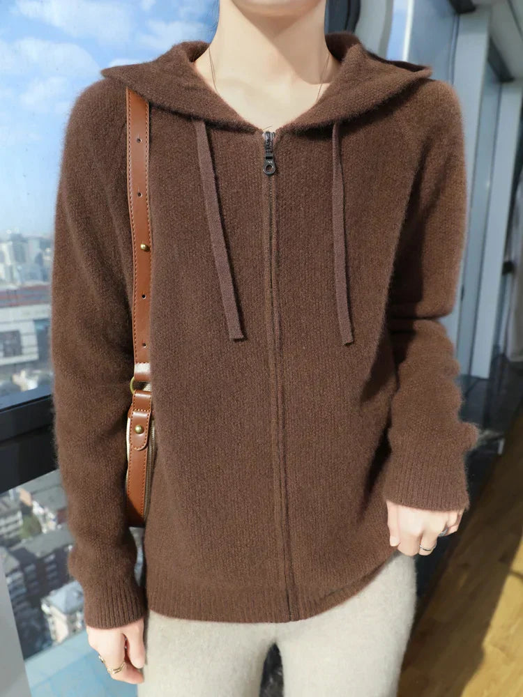 LM | Effortless and chic winter cardigan