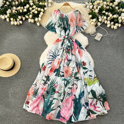 LM | Elegant dress with print