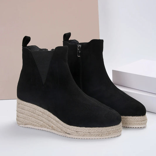 Tailored and Comfortable Orthopedic Boots