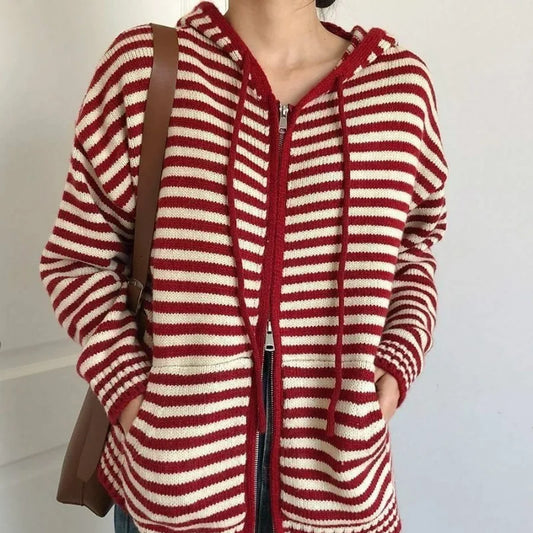 LM | Uncomplicated and trendy winter sweater