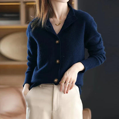 LM | Fashionable and effortless winter sweater