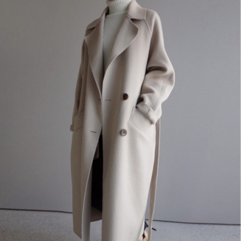 LM | Fashionable and minimalist winter jacket