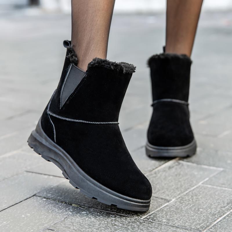 LM and supportive orthopaedic general boots