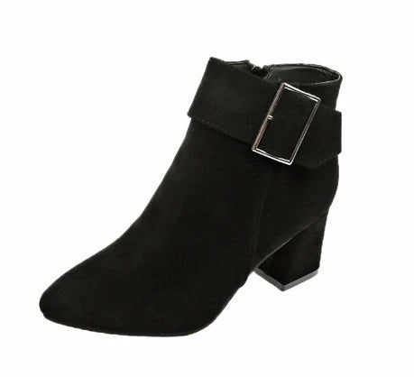 Versatile and Supportive Orthopedic Boots