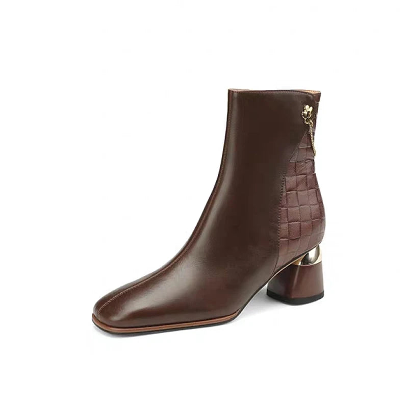 Comfortable and Fashionable Orthopedic Boots