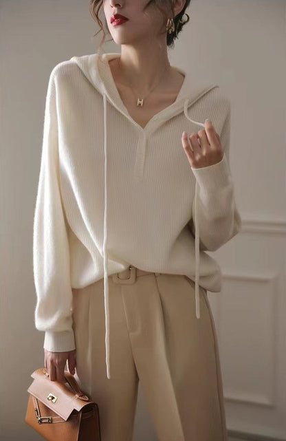 LM | Trendy and elegant winter sweater