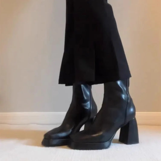 Versatile and Supportive Orthopedic Boots