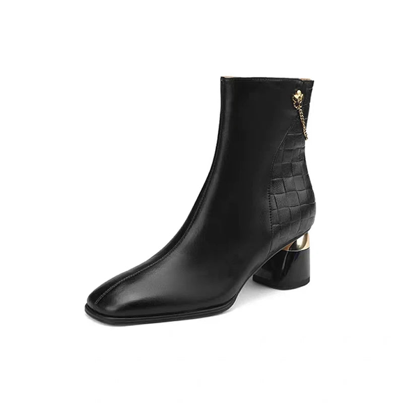 Comfortable and Fashionable Orthopedic Boots
