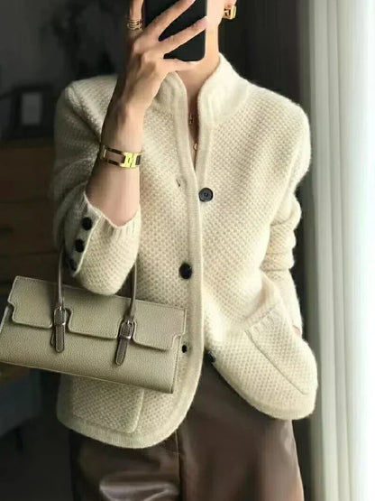 LM | Elegant and versatile winter sweater