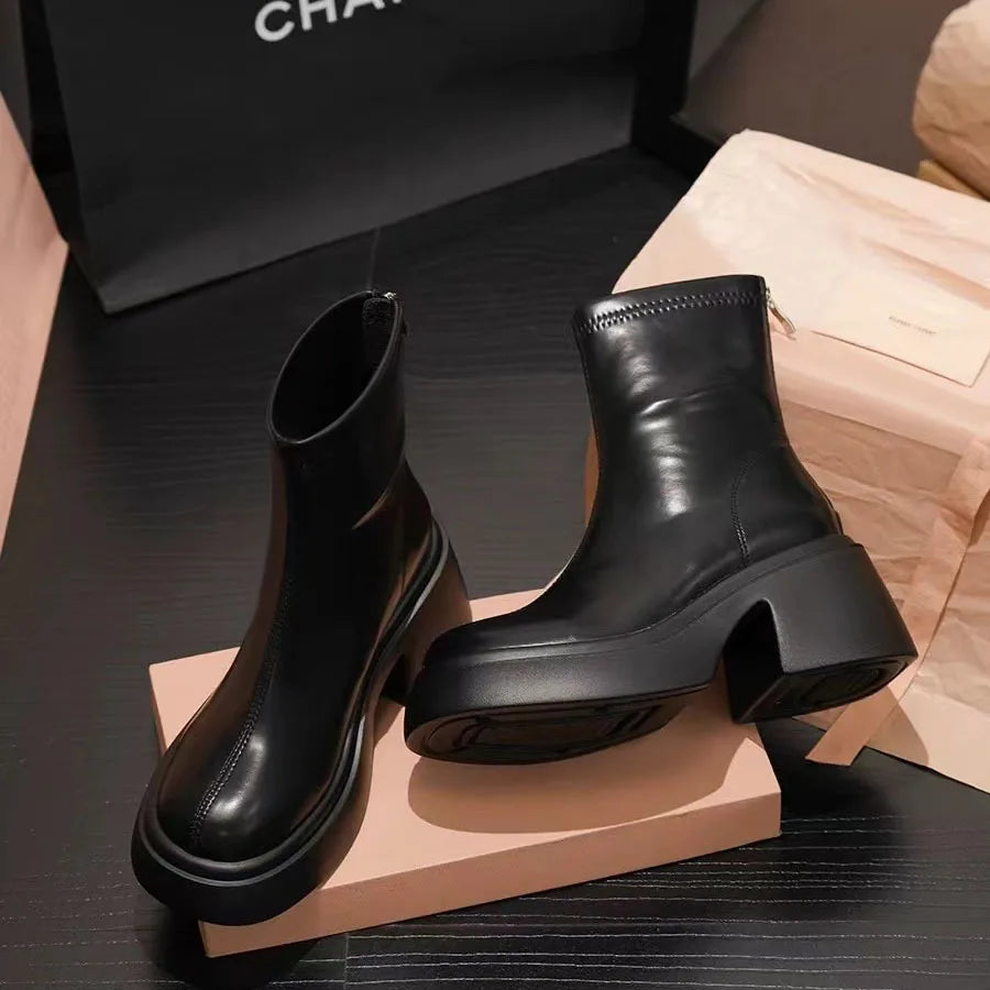 Durable and Supportive Orthopedic Boots