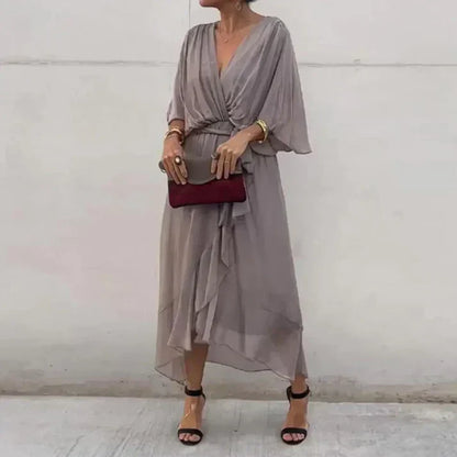 LM | Elegant and sophisticated dress
