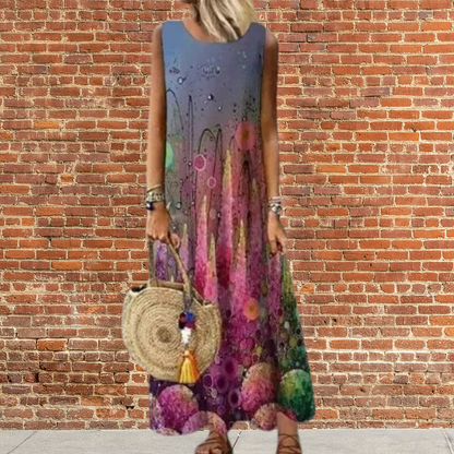 LM | Long dress with round neckline and floral motif